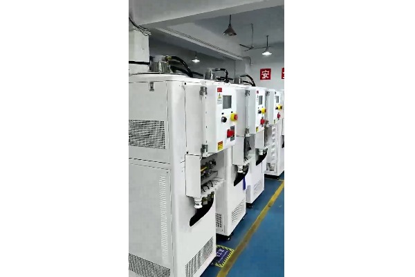 BT4防爆高低溫循環一體機-25℃~250℃發貨前現場實拍